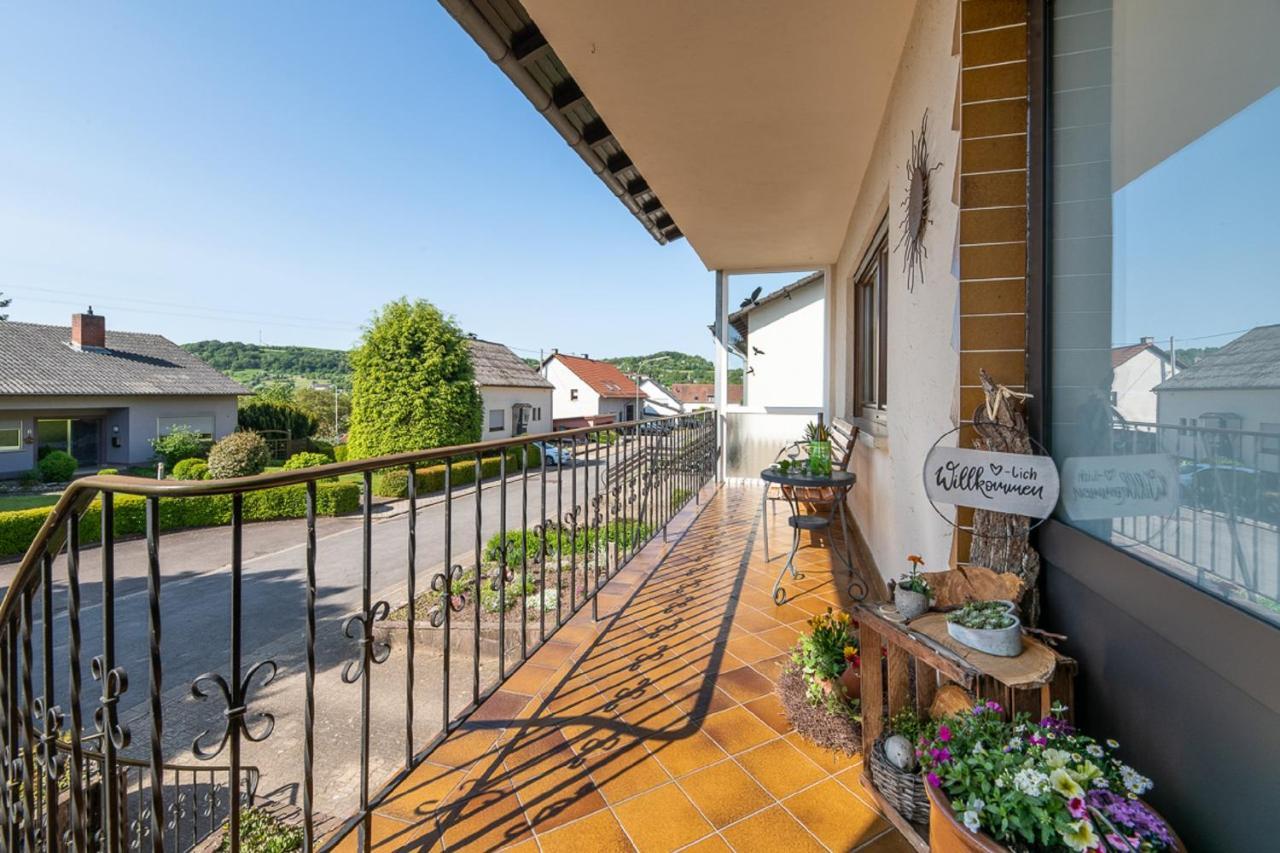 Ferienwohnung Am Steinchen Mettlach Exteriör bild