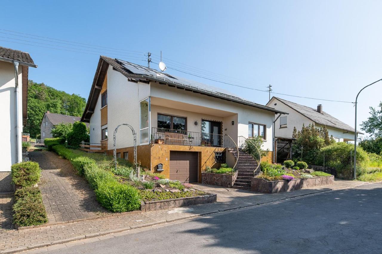 Ferienwohnung Am Steinchen Mettlach Exteriör bild